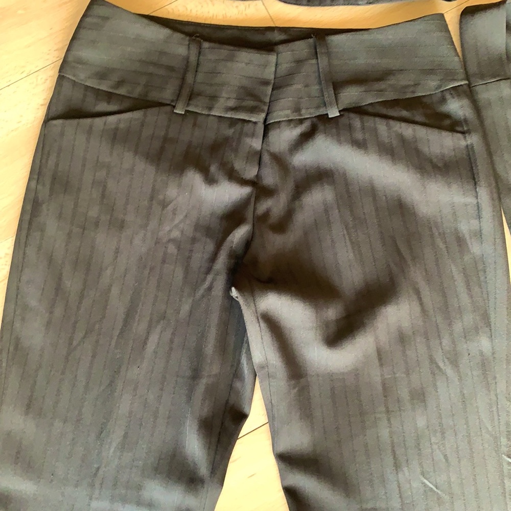 Pantsuit - Picture 3 of 7